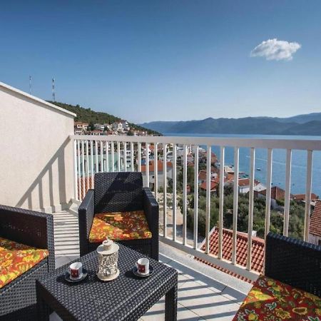 Apartman Sutalo Komarna Exterior foto