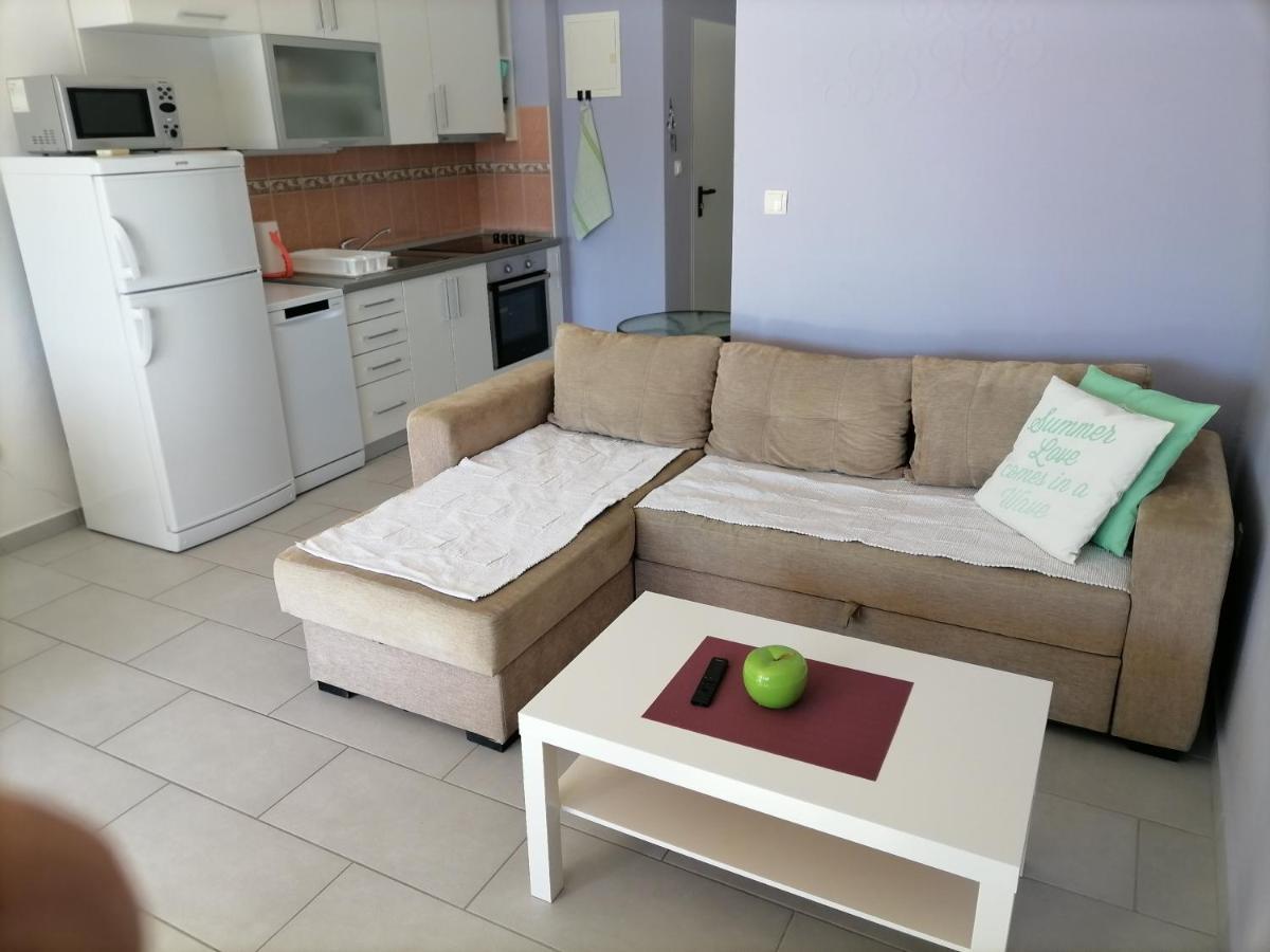 Apartman Sutalo Komarna Exterior foto